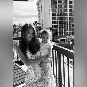 Meet your Posher, Olivia